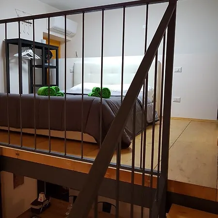 Apartment Domus Navigli Milan