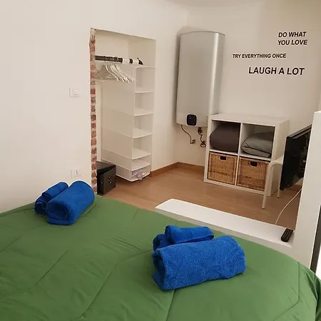 Domus Navigli Apartment *