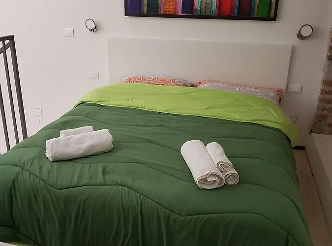 Apartment Domus Navigli *